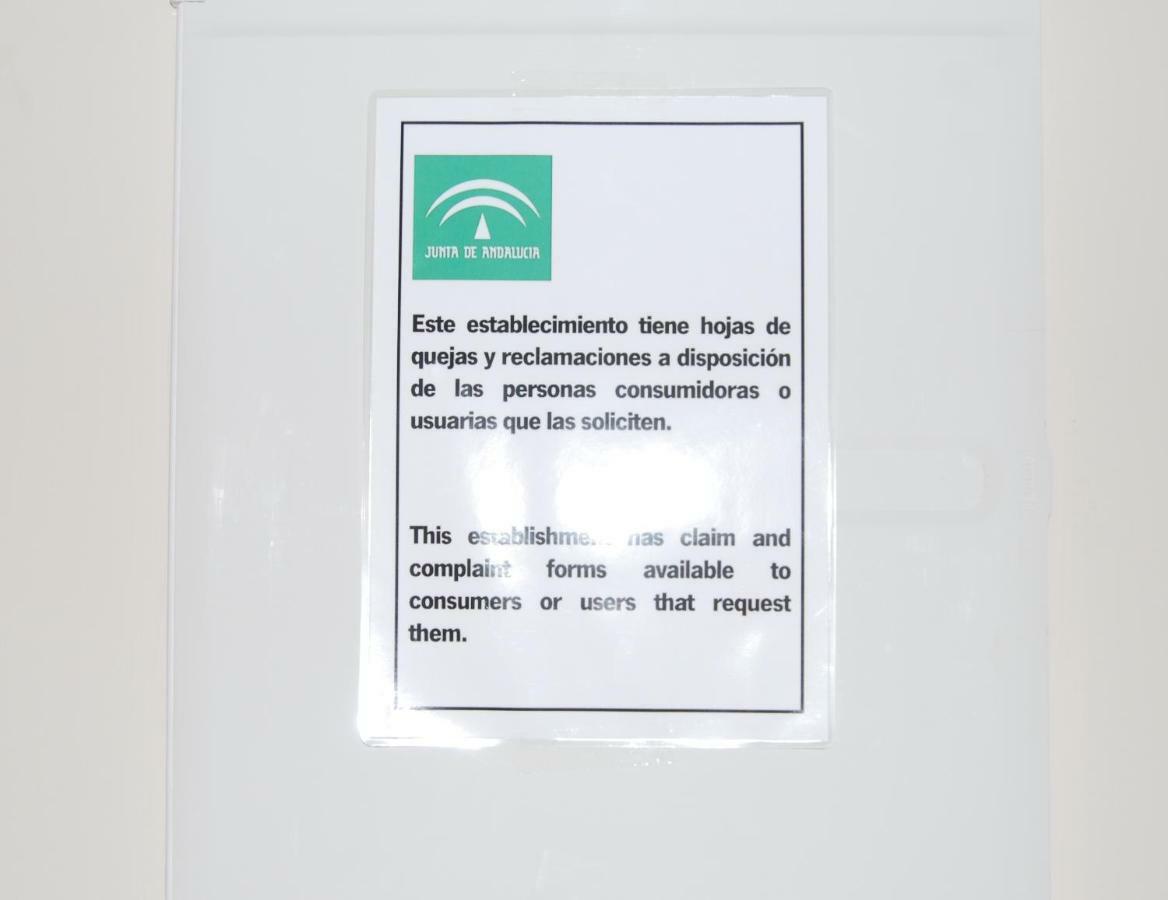Centrico Nuevo Dos Banos Parking Sevilha Exterior foto